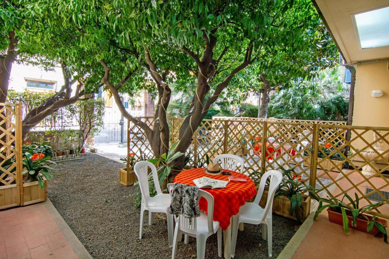 Residence Italia Finale Ligure Buitenkant foto